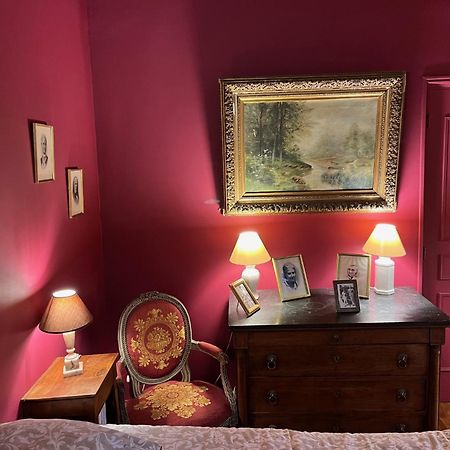 Apartamento Le Refuge Des Cordeliers Laon Habitación foto