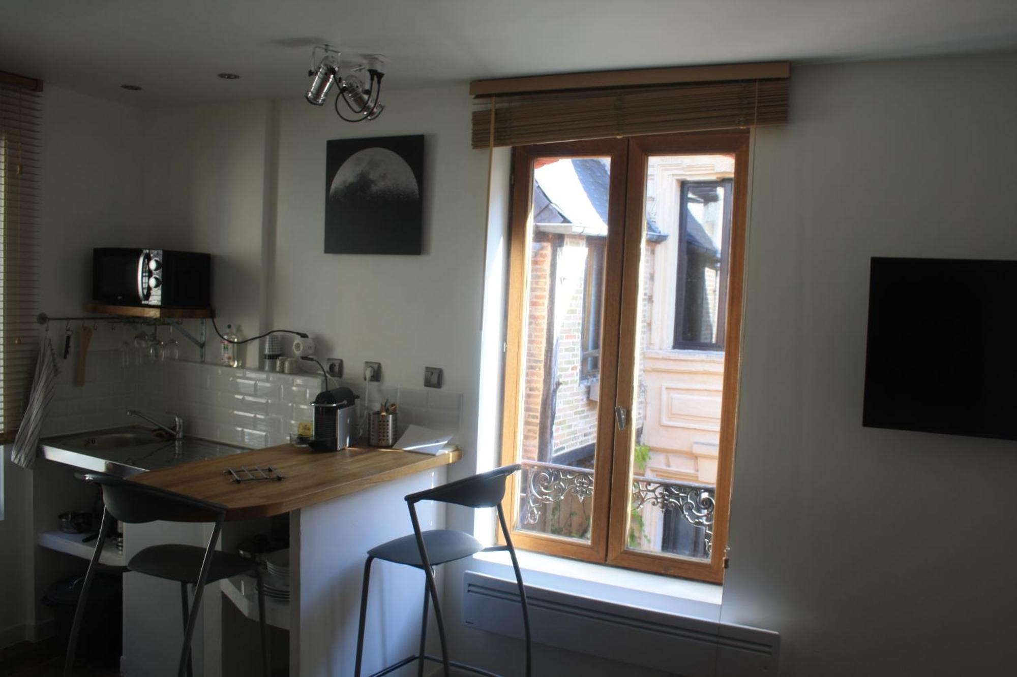 Apartamento Le Refuge Des Cordeliers Laon Habitación foto