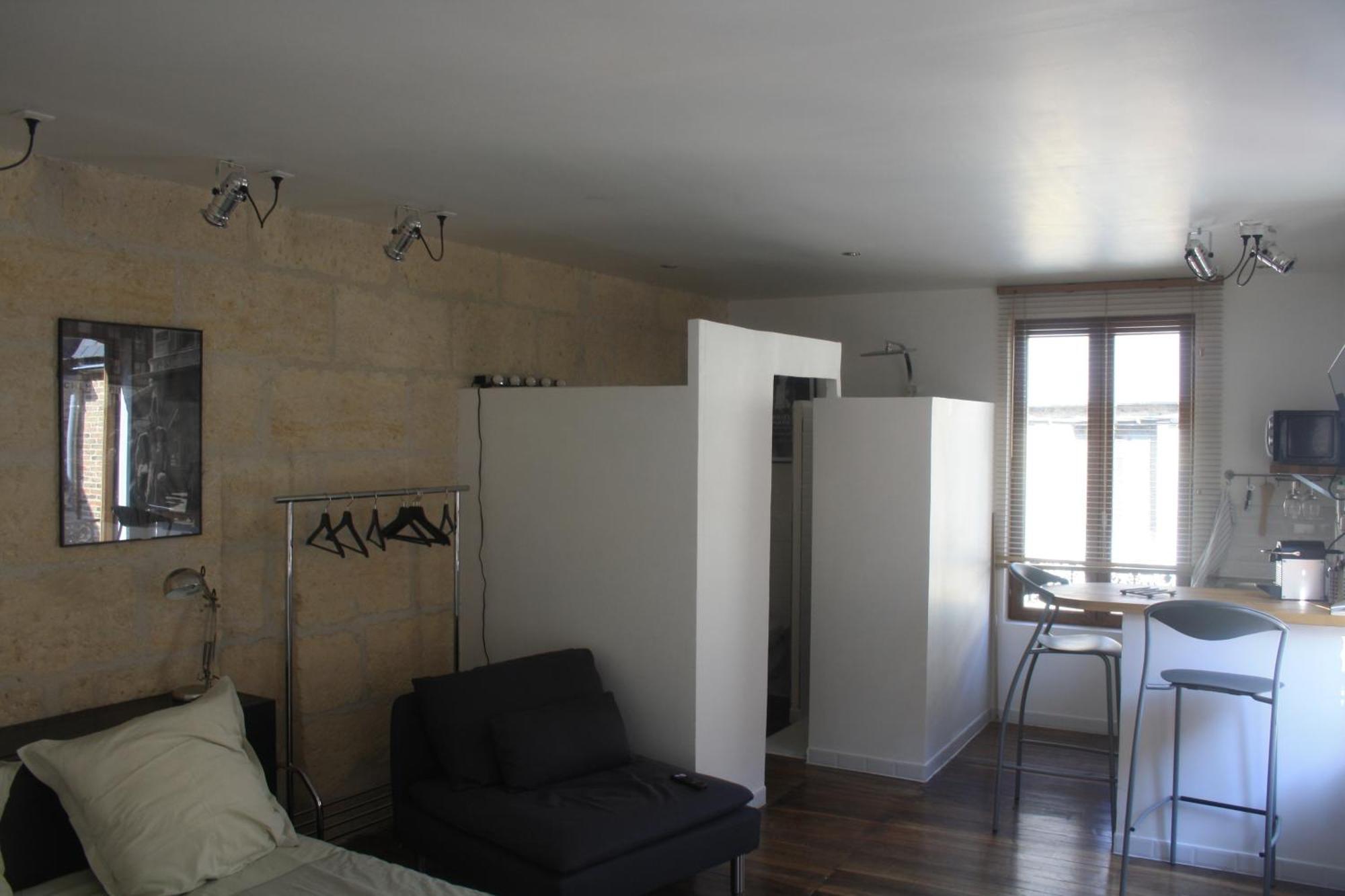 Apartamento Le Refuge Des Cordeliers Laon Habitación foto