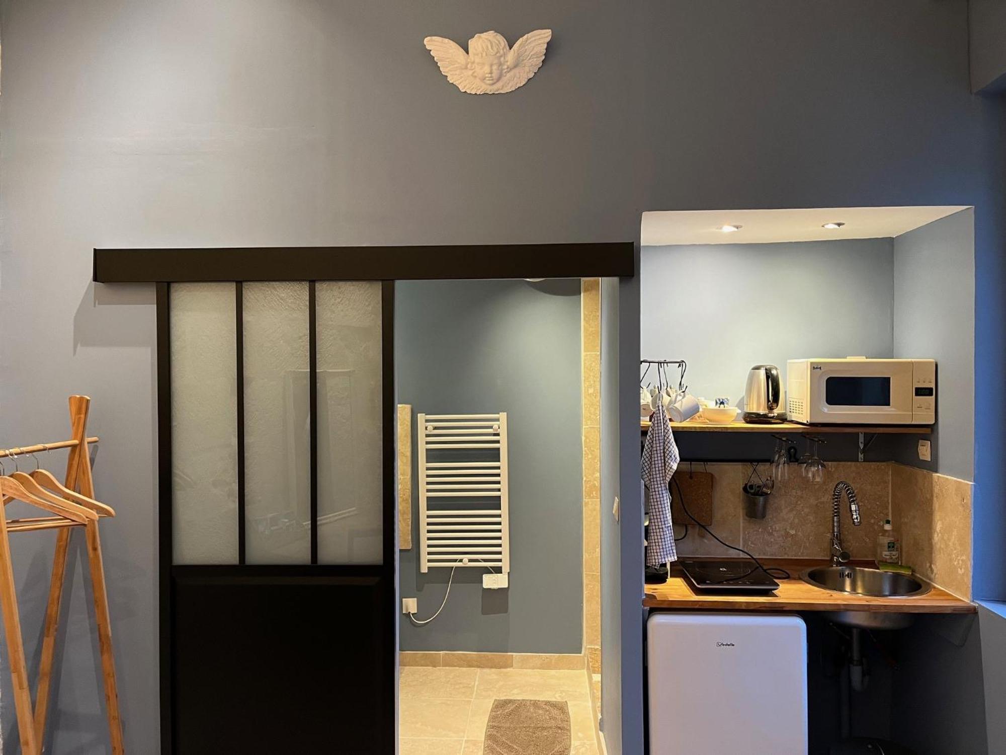 Apartamento Le Refuge Des Cordeliers Laon Habitación foto